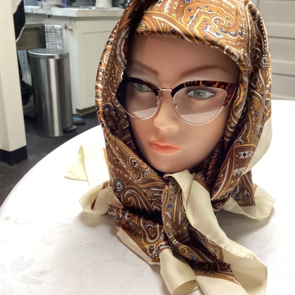 Paisley scarf, perfect for fall multicolor larger one - Picture 5 of 7